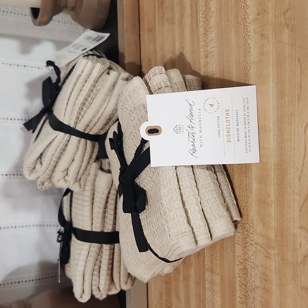 Hearth&Hand with Magnolia Dishcloths - Picture 2 of 9